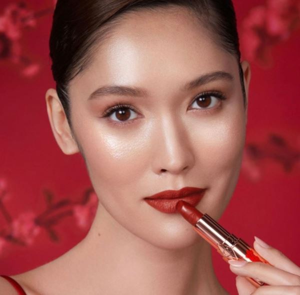 
<p>                        Charlotte Tilbury Lunar New Year Blossom Red Collection 2023</p>
<p>                    