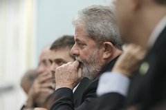 Президент Бразилии объявил о возвращении в столицу после протестов