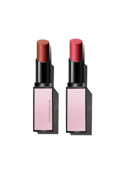 
<p>                        Tom Ford Spring 2023 Rose Prick Collection</p>
<p>                    