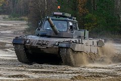 В России оценили мощь танков Leopard и Abrams