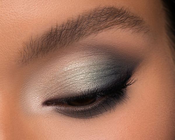 </p>
<p>                        Retro Glam Eyeshadow Palette by Natasha Denona</p>
<p>                    